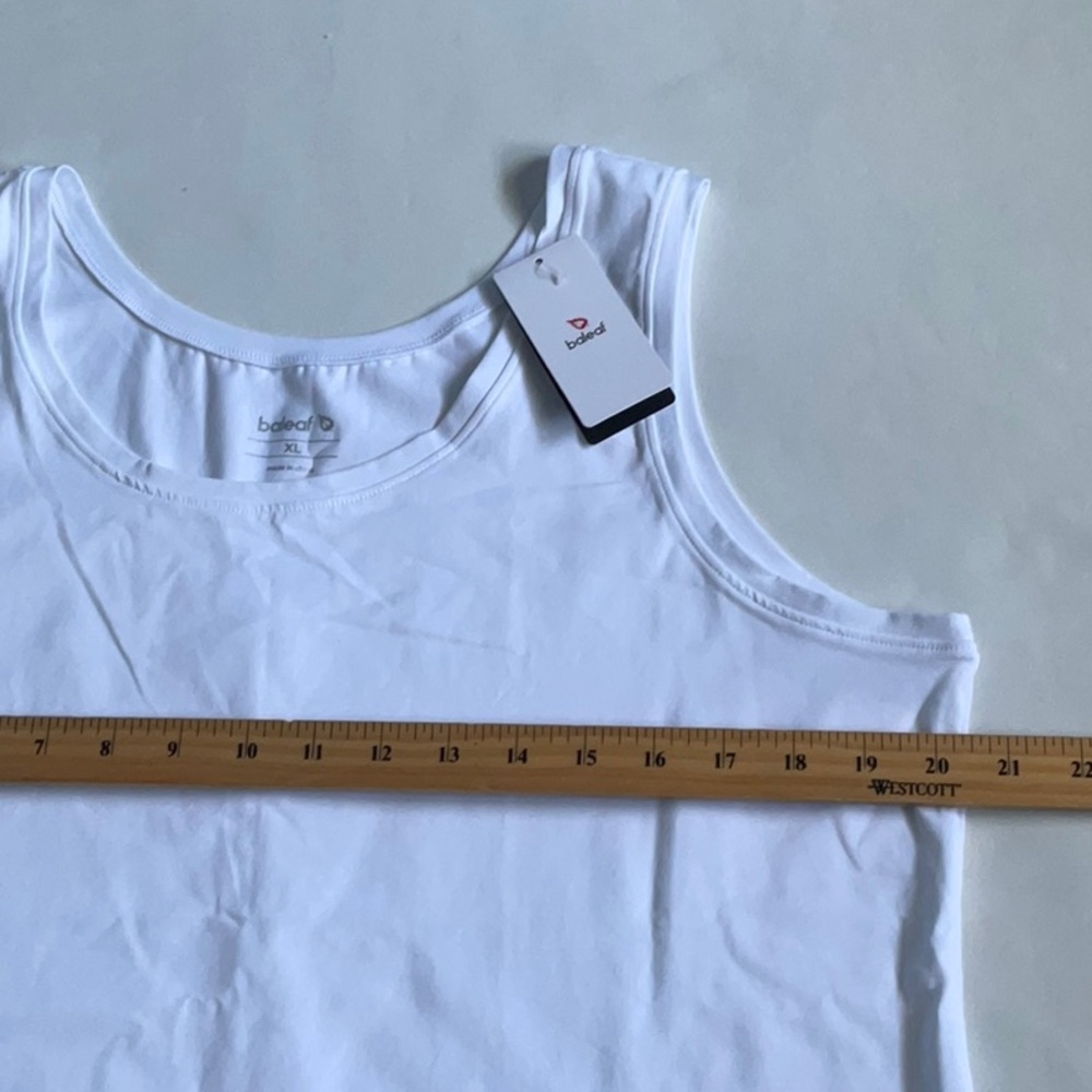 Baleaf  White Sleeveless Women's Top Size‎ XL - Picture 5 of 6